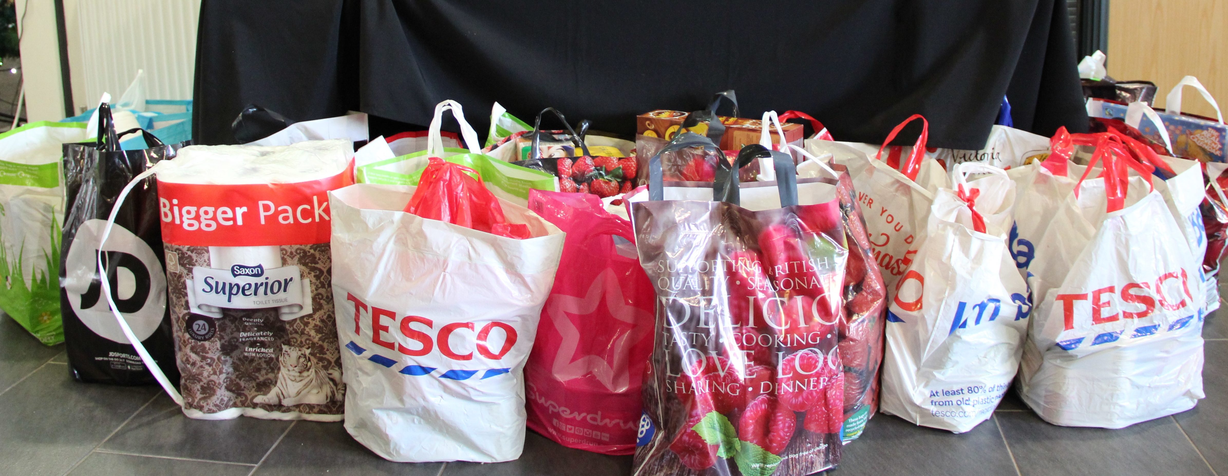 Students Donations to Amazing Local Service