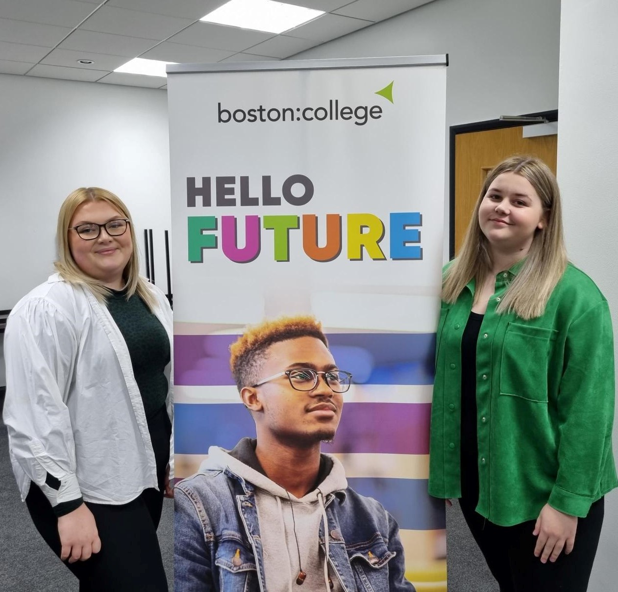 Boston College World Skills UK 2022 Finalists, Isabelle (right) and Ellena (left)