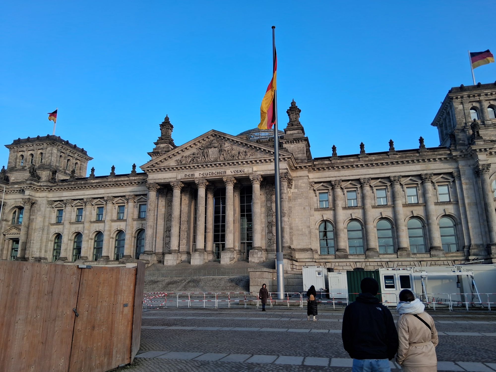 Boston College Turing Scheme 2025 - Students in Berlin visit the Reichstag